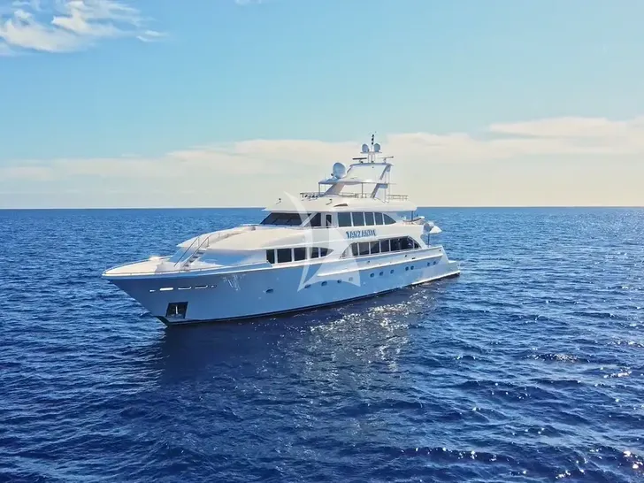 TANZANITE Westship 145 - anchored TANZANITE Westship 145 - anchored