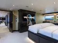 TANZANITE Westship 145 - master cabin bed and TV TANZANITE Westship 145 - master cabin bed and TV