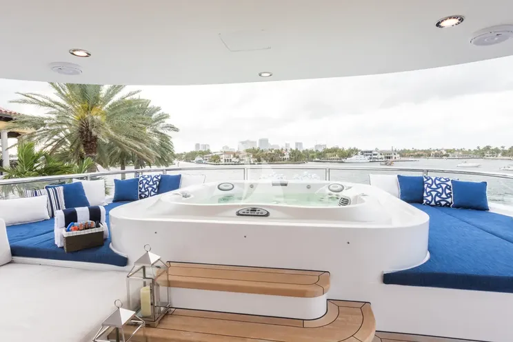 Charter Yacht TANZANITE - Westship 145 - 5 Cabins - Nassau - Exumas - Bahamas