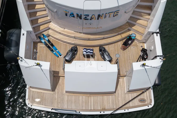 Charter Yacht TANZANITE - Westship 145 - 5 Cabins - Nassau - Exumas - Bahamas