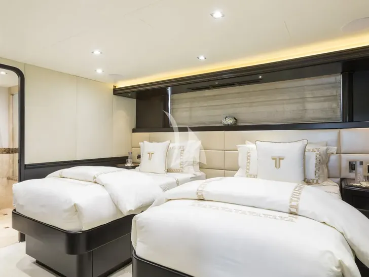 TANZANITE Westship 145 - twin cabin 1 TANZANITE Westship 145 - twin cabin 1