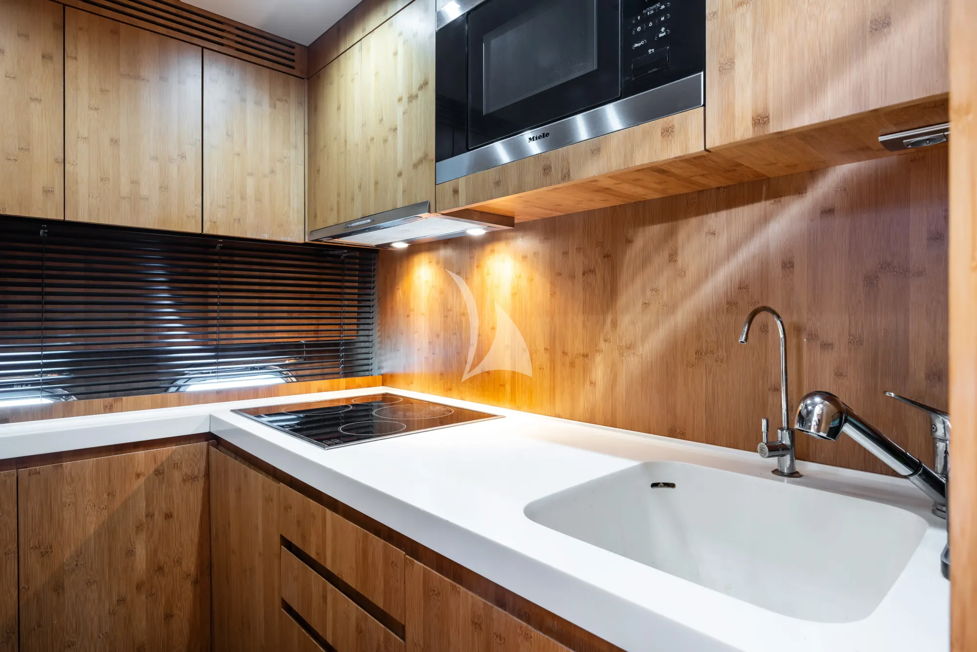 Charter Yacht TAYYARAH - AB 78 - 3 Cabins - Cannes - St Tropez - Nice - Antibes - Monaco - The French Riviera Day Charter Yacht