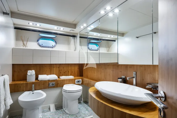 Charter Yacht TAYYARAH - AB 78 - 3 Cabins - Cannes - St Tropez - Nice - Antibes - Monaco - The French Riviera Day Charter Yacht