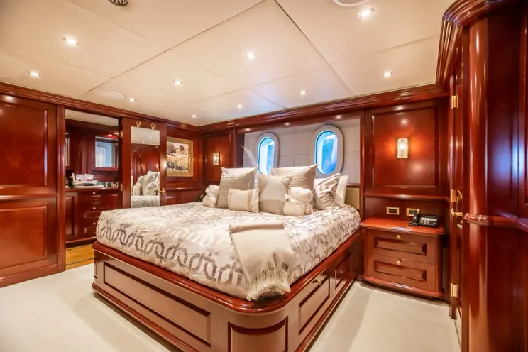 Charter Yacht TCB - Trinity 164 - 5 Cabins - Nassau - Exumas - Bahamas