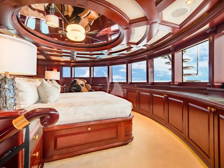 TCB Trinity 164 - master cabin side shot TCB Trinity 164 - master cabin side shot