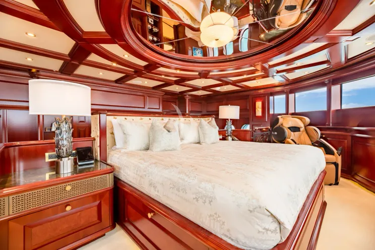 Charter Yacht TCB - Trinity 164 - 5 Cabins - Nassau - Exumas - Bahamas