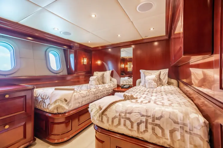 Charter Yacht TCB - Trinity 164 - 5 Cabins - Nassau - Exumas - Bahamas