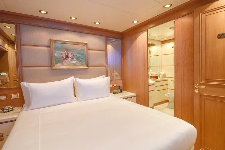 Charter Yacht TE MANU - Codecasa 49 - 6 Cabins - St Thomas - Tortola - St Martin - Nassau - Nice - Genoa - Monaco - Cannes - St Tropez
