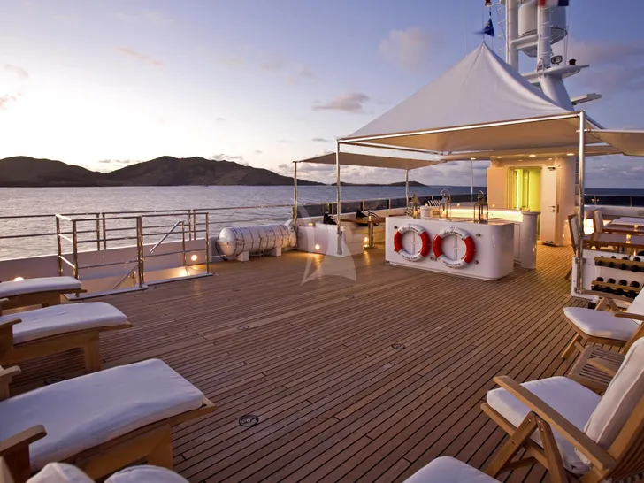 TE MANU Codecasa 49 Sundeck Sunset