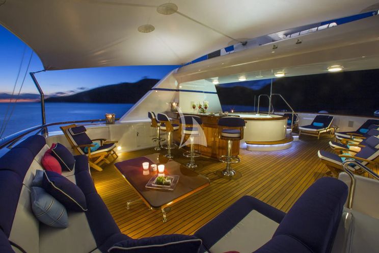 Charter Yacht TELEOST - Feadship 49m - 5 Cabins - Auckland - Marlborough Sounds - Hawke`s Bay - New Zealand