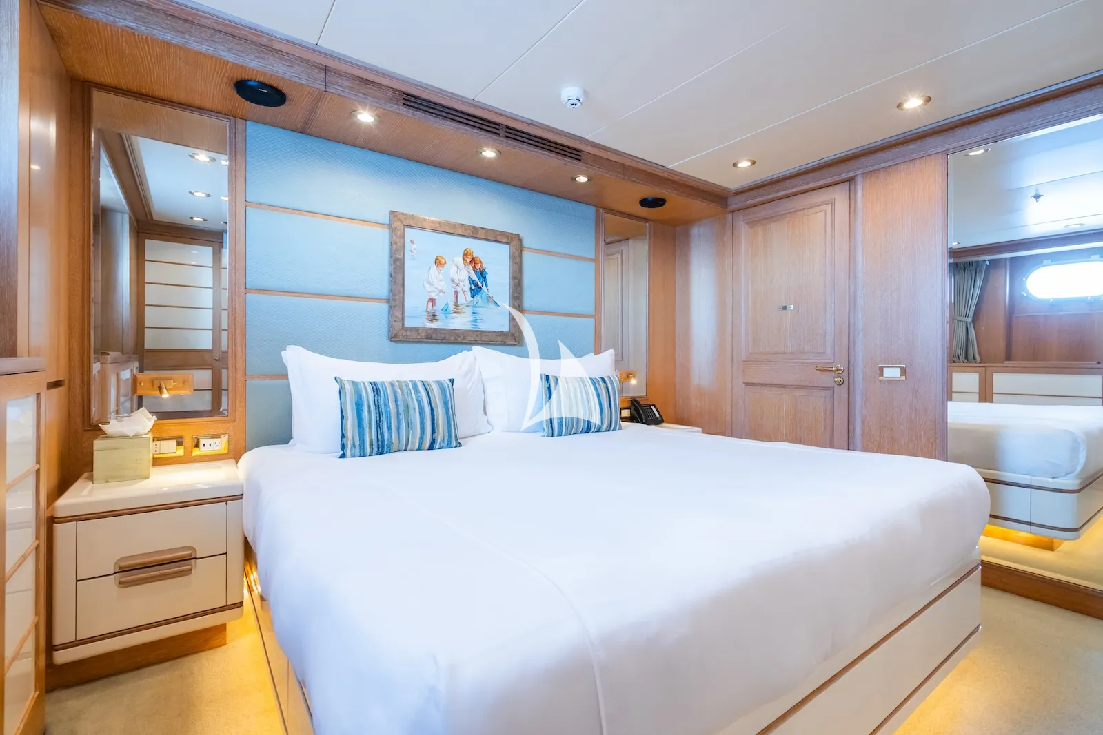 Charter Yacht TE MANU - Codecasa 49m - 6 Cabins - Cannes - Monaco - St Tropez - Nice - Antibes - The French Riviera