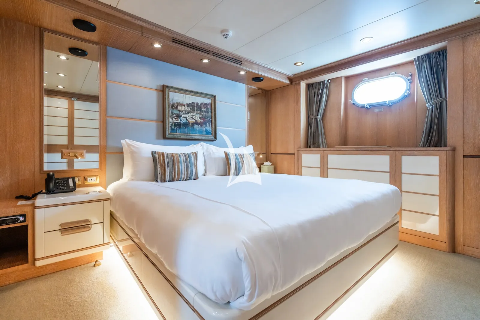 Charter Yacht TE MANU - Codecasa 49m - 6 Cabins - Cannes - Monaco - St Tropez - Nice - Antibes - The French Riviera