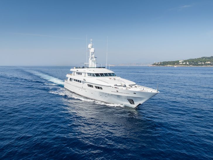 TE MANU Codecasa 49m - cruising TE MANU Codecasa 49m - cruising