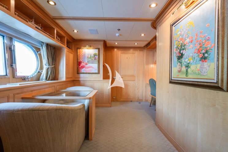 Charter Yacht TE MANU - Codecasa 49m - 6 Cabins - Cannes - Monaco - St Tropez - Nice - Antibes - The French Riviera