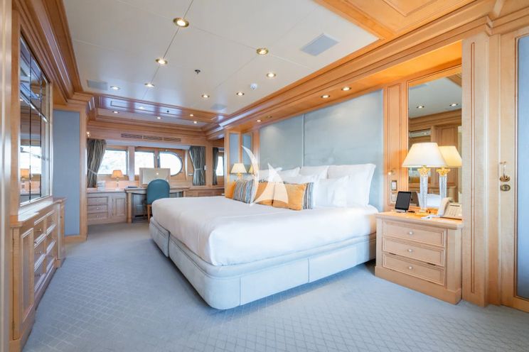 Charter Yacht TE MANU - Codecasa 49m - 6 Cabins - Cannes - Monaco - St Tropez - Nice - Antibes - The French Riviera