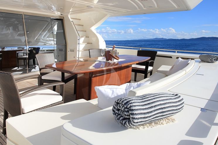 Charter Yacht TESORO - Ferretti 780 - 4 Cabins - Split - Hvar - Dubrovnik