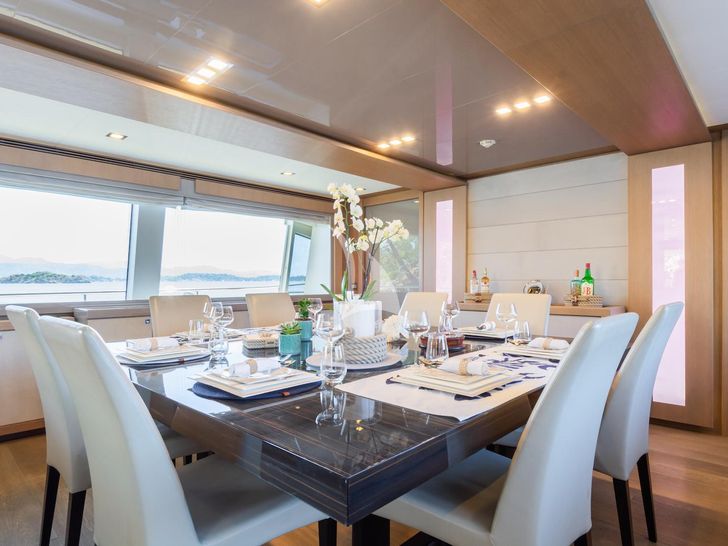 THALYSSA Ferretti Custom Line 124 - indoor dining area THALYSSA Ferretti Custom Line 124 - indoor dining area