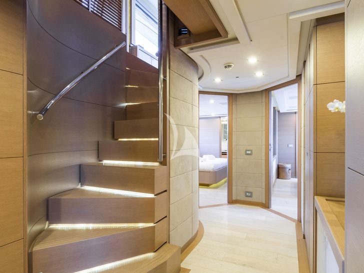 THALYSSA Ferretti Custom Line 124 - staircase to the cabins THALYSSA Ferretti Custom Line 124 - staircase to the cabins