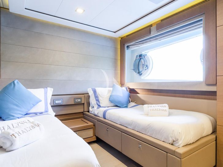 THALYSSA Ferretti Custom Line 124 - twin cabin 1 THALYSSA Ferretti Custom Line 124 - twin cabin 1