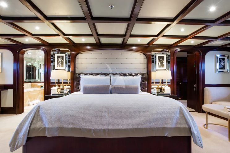 Charter Yacht THE WELLESLEY - Oceanco 184 - 6 Cabins - Monaco - Cannes - St Tropez