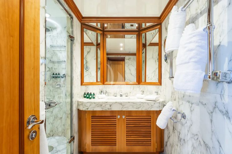 Charter Yacht THE WELLESLEY - Oceanco 184 - 6 Cabins - Monaco - Cannes - St Tropez