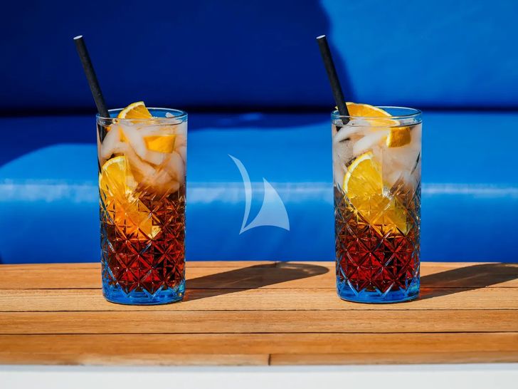 THE BEST WAY Sunseeker 86 - cocktails THE BEST WAY Sunseeker 86 - cocktails