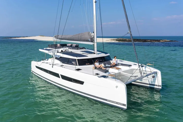 Charter Yacht THE BIG LEBOATSKI - Fountaine Pajot Aura 51 - 4 Cabins - Drowned Cayes - Goff`s Caye - St. George`s Caye - Belize