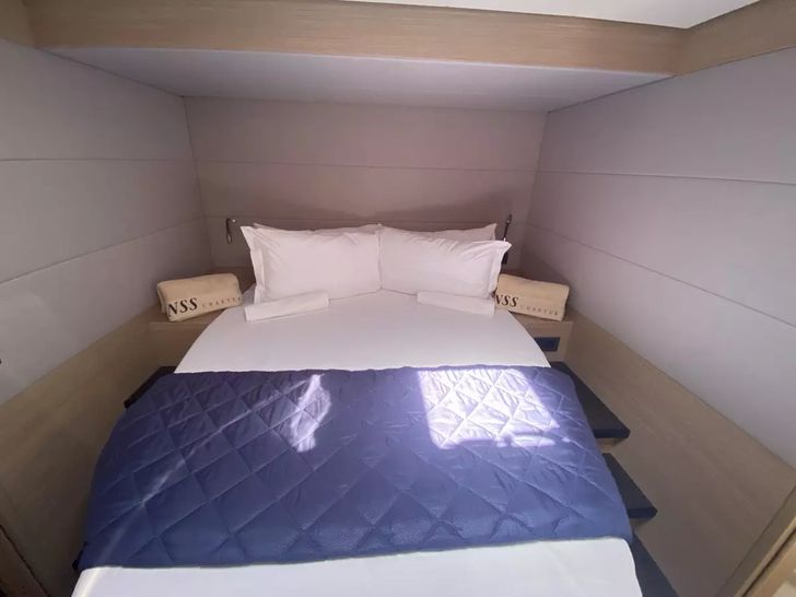 THE MOON Lagoon 55 - cabin 1 bed THE MOON Lagoon 55 - cabin 1 bed