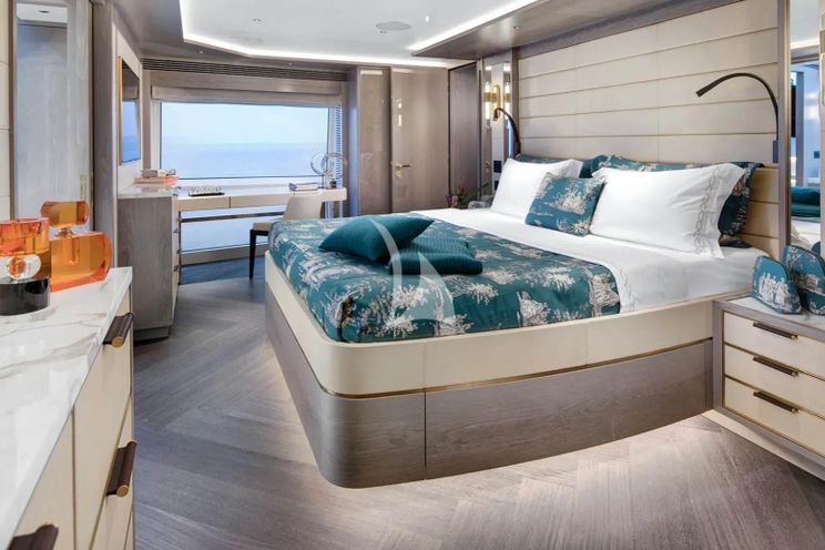 Charter Yacht THEOTOKOS VI - Sirena 88 - 5 Cabins - Cannes - St Tropez - Nice - Antibes - Monaco - French Riviera