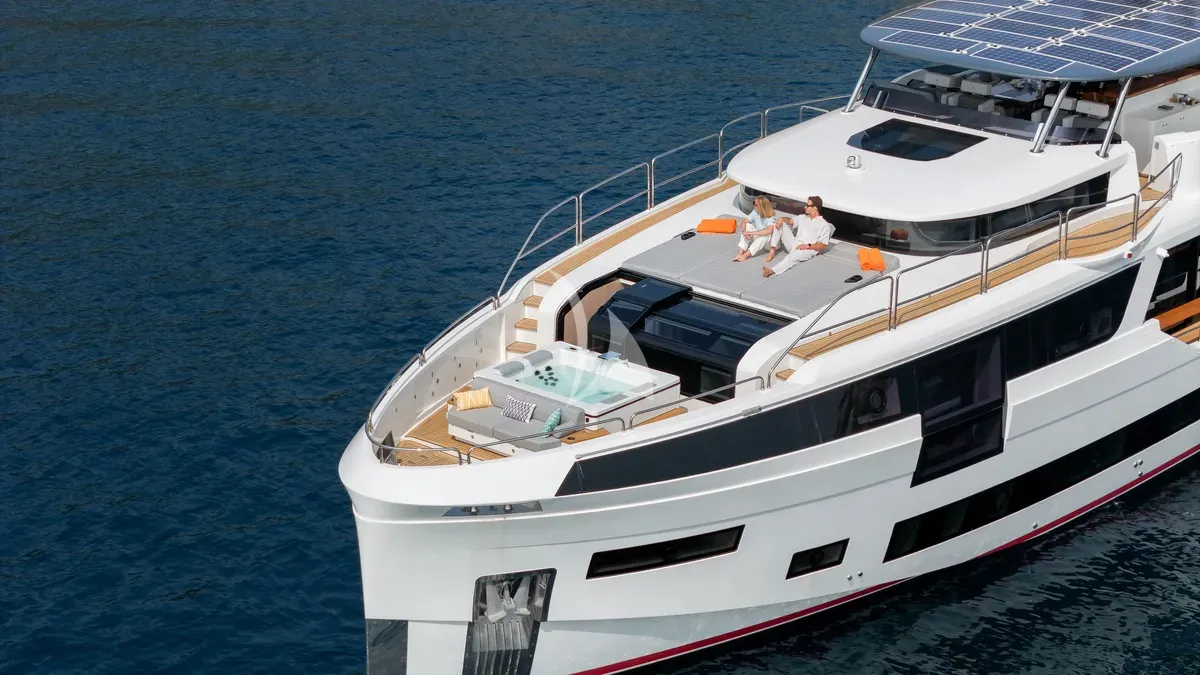 Charter Yacht THEOTOKOS VI - Sirena 88 - 5 Cabins - Cannes - St Tropez - Nice - Antibes - Monaco - French Riviera