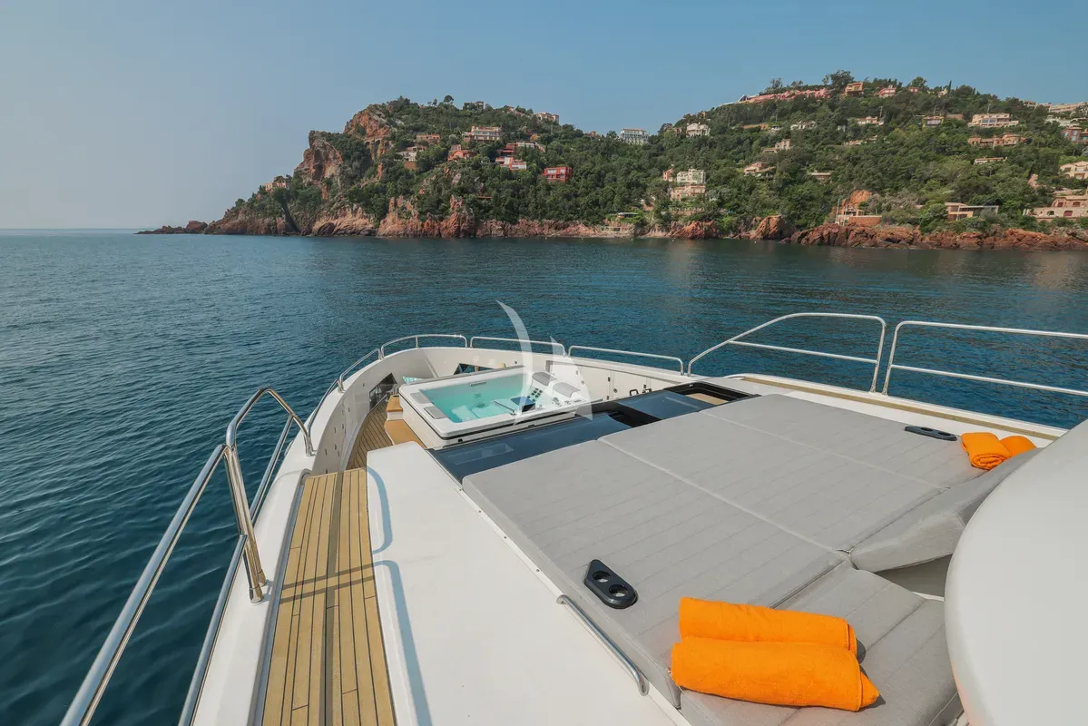 Charter Yacht THEOTOKOS VI - Sirena 88 - 5 Cabins - Cannes - St Tropez - Nice - Antibes - Monaco - French Riviera