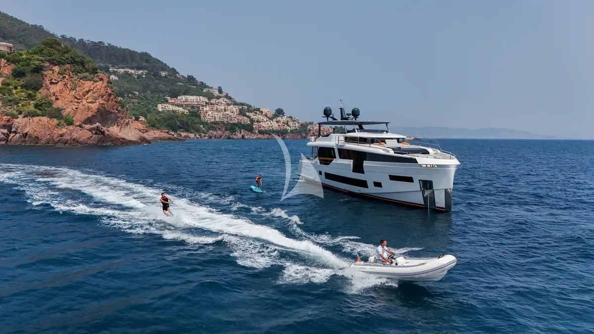 Charter Yacht THEOTOKOS VI - Sirena 88 - 5 Cabins - Cannes - St Tropez - Nice - Antibes - Monaco - French Riviera