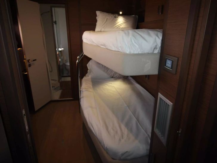 THE SUN Lagoon 620 - crew cabin THE SUN Lagoon 620 - crew cabin