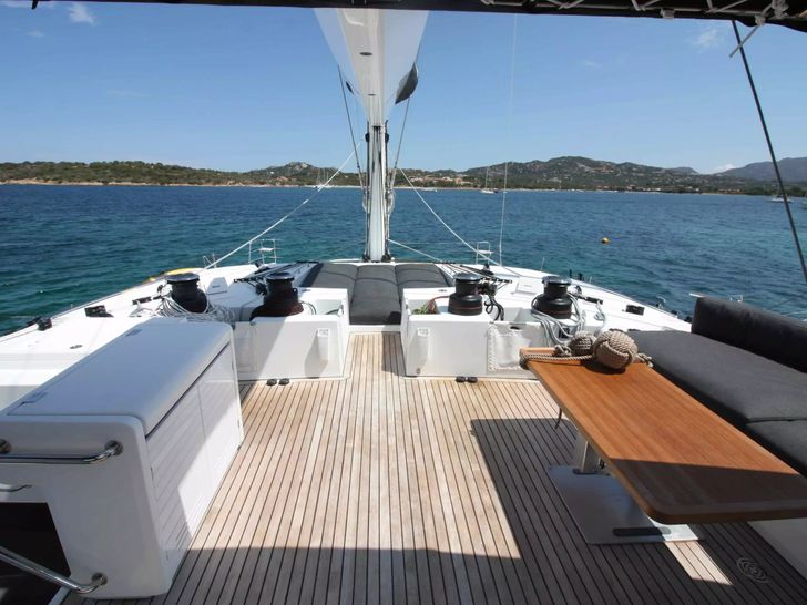 THE SUN Lagoon 620 - flybridge THE SUN Lagoon 620 - flybridge