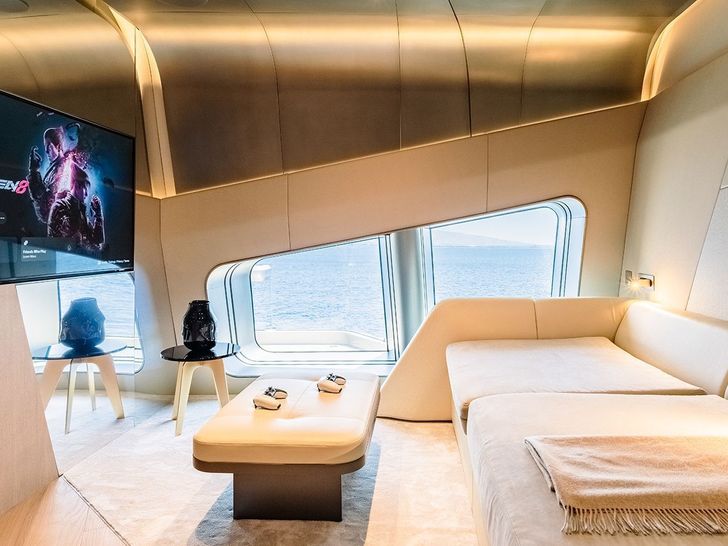 THIS IS IT Tecnomar Radical 43 m - TV room THIS IS IT Tecnomar Radical 43 m - TV room