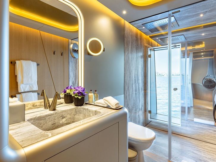 THIS IS IT Tecnomar Radical 43 m - VIP cabin 2 bathroom THIS IS IT Tecnomar Radical 43 m - VIP cabin 2 bathroom