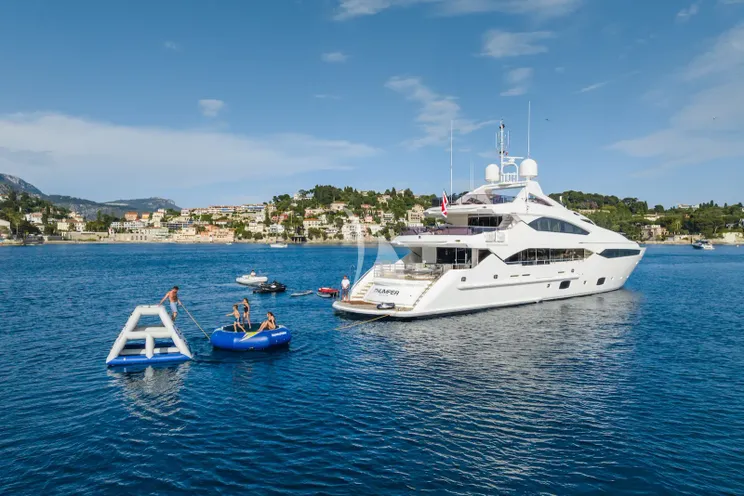 Charter Yacht THUMPER - Sunseeker 40m - 5 Cabins - Cannes - Nice - Antibes - St Tropez - French Riviera - Monaco