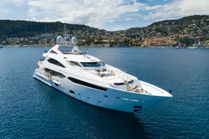 THUMPER - Sunseeker 40m - 5 Cabins - Cannes - Nice - Antibes - St Tropez - French Riviera - Monaco THUMPER - Sunseeker 40m - 5 Cabins - Cannes - Nice - Antibes - St Tropez - French Riviera - Monaco
