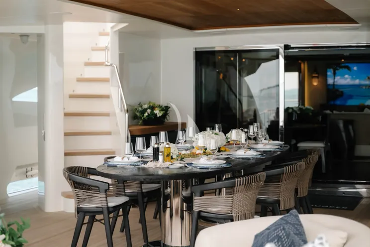 Charter Yacht THUNDER - Palmer Johnson 150 - 5 Cabins - Nassau - Exumas - Bahamas
