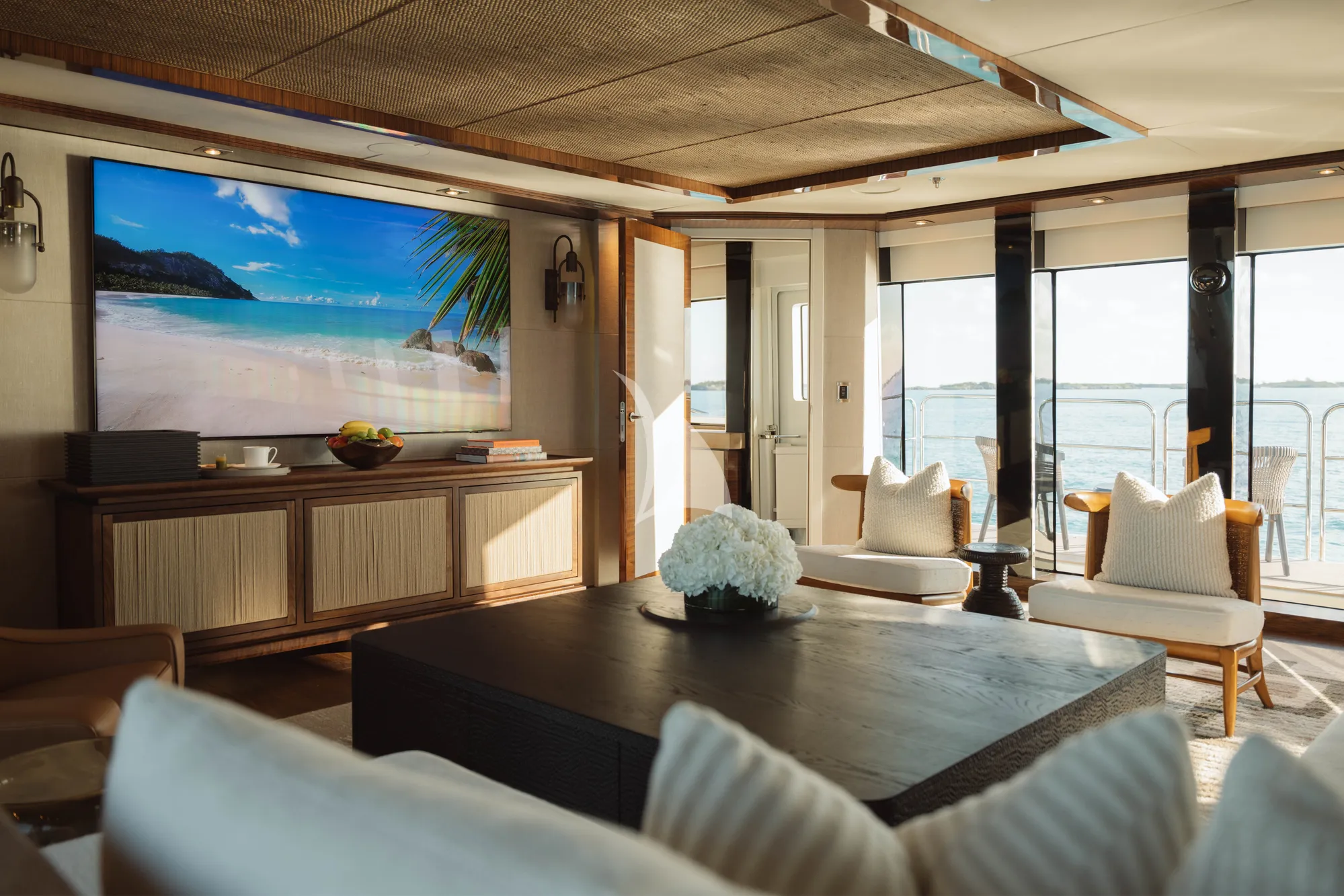 Charter Yacht THUNDER - Palmer Johnson 150 - 5 Cabins - Nassau - Exumas - Bahamas