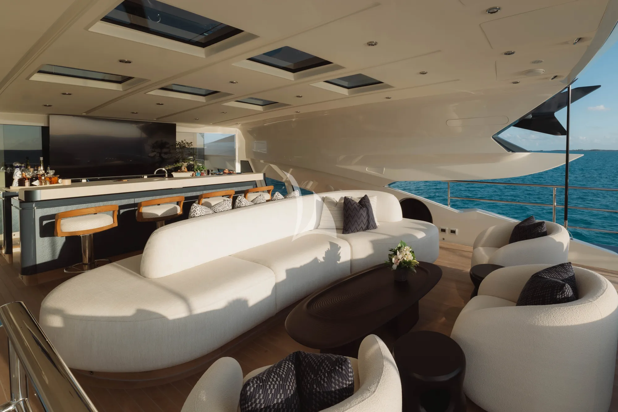 Charter Yacht THUNDER - Palmer Johnson 150 - 5 Cabins - Nassau - Exumas - Bahamas