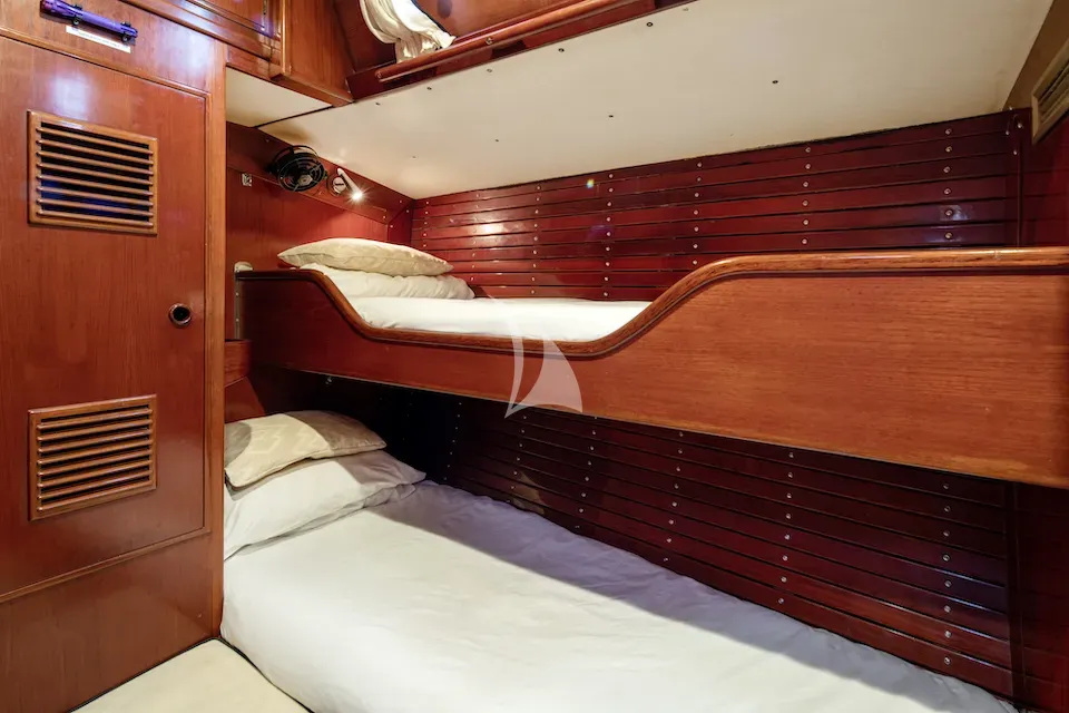 TIGRIS Nautor's Swan 76 - bunk cabin 1