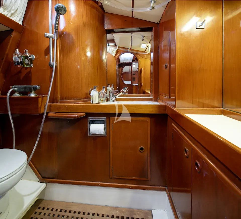 TIGRIS Nautor's Swan 76 - double cabin 2 bathroom
