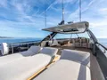 TOGETHER Ferretti 940 - sundeck sun beds TOGETHER Ferretti 940 - sundeck sun beds