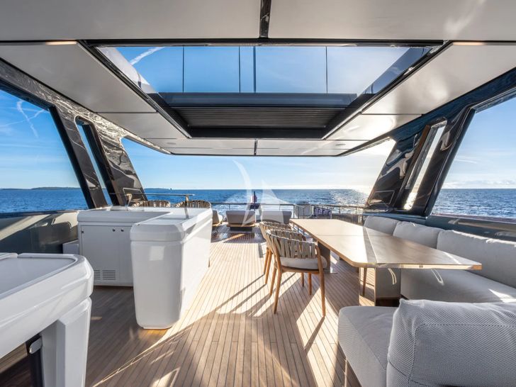 TOGETHER Ferretti 940 - sundeck TOGETHER Ferretti 940 - sundeck