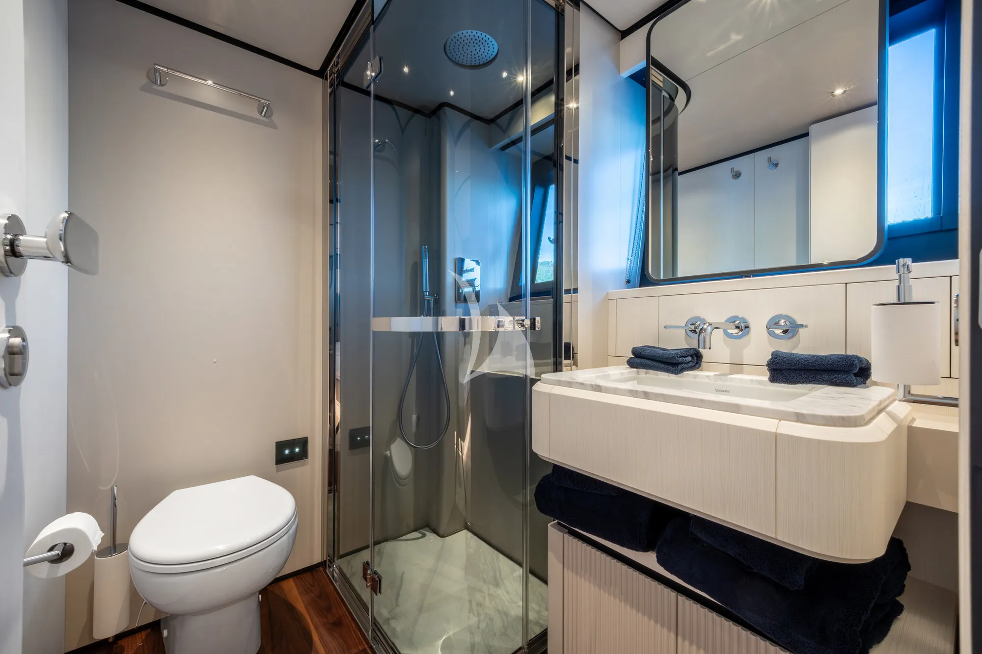 Charter Yacht TOGETHER - Ferretti 940 - 5 Cabins - Cannes - St Tropez - Nice - Antibes - Monaco - French Riviera