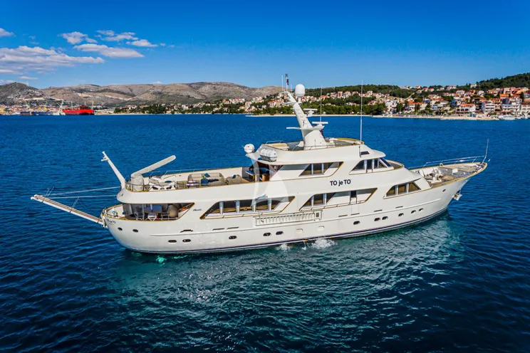 Charter Yacht TO JE TO - Benetti Classic 115 - 4 Cabins - Split - Dubrovnik - Hvar - Croatia