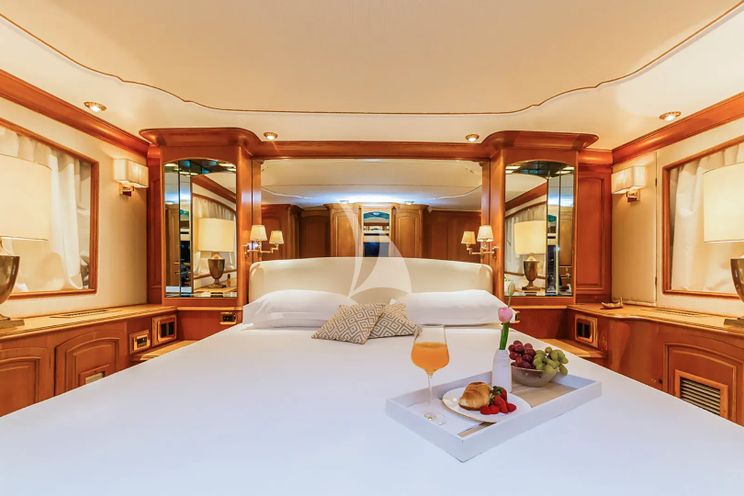 Charter Yacht TO JE TO - Benetti Classic 115 - 4 Cabins - Split - Dubrovnik - Hvar - Croatia