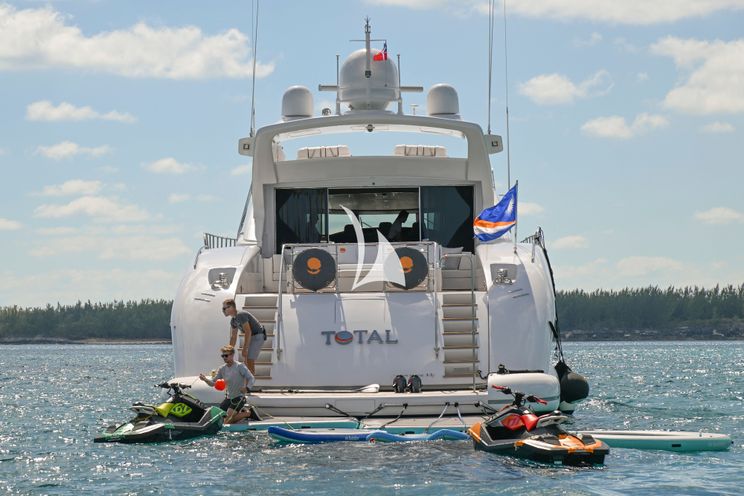 Charter Yacht TOTAL - Mangusta 108 - 4 Cabins - Nassau - Exumas - Bahamas