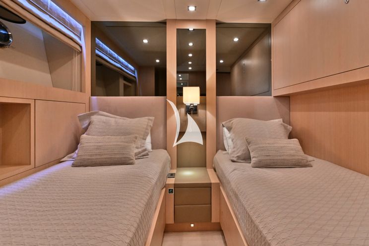 Charter Yacht TOTAL - Mangusta 108 - 4 Cabins - Nassau - Exumas - Bahamas
